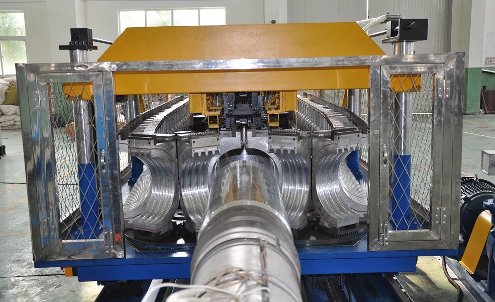 ISOポリ塩化ビニールの管の放出ライン管の直径16 - 630mm 22 -の160KW押出機力