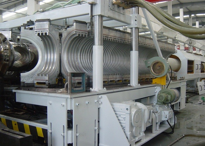 小型の管の放出ラインPEカーボン螺線形のホースの波形の管機械
