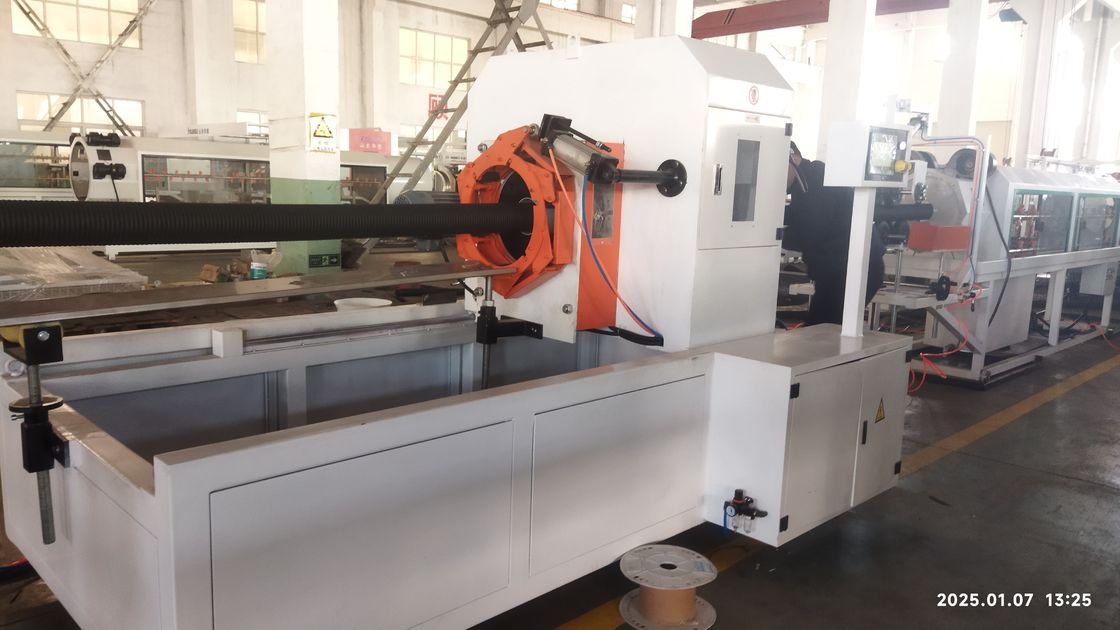 自動ダブルウォール波紋パイプエクストルージョンライン シエメンズモーターとPLC制御システムで 8-15Kg/hの生産