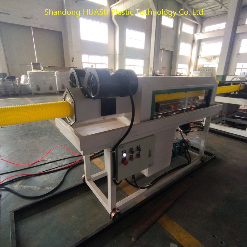 シーメンスABB主要電気および水空冷を備えた自動プラスチックパイプ押出ライン、カスタマイズ可能な出力