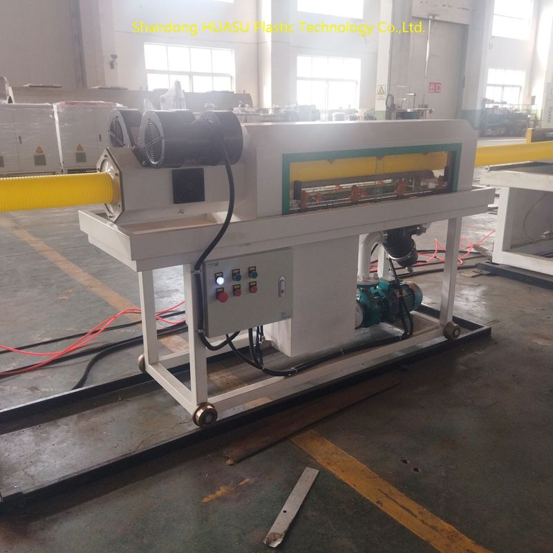 シーメンスABB主要電気および水空冷を備えた自動プラスチックパイプ押出ライン、カスタマイズ可能な出力