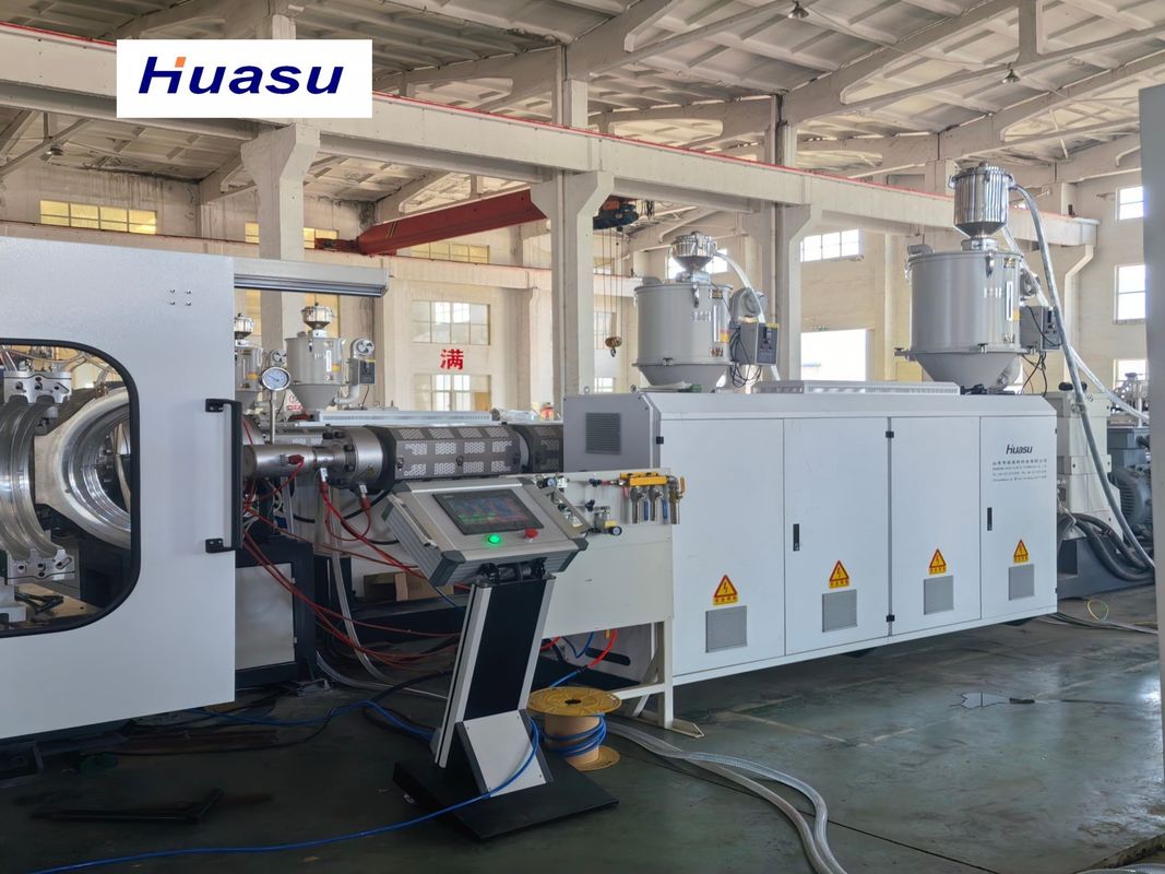 32-1600mmの切断径、シーメンスPLC制御、高生産性を備えた二重壁コルゲートパイプ押出ライン