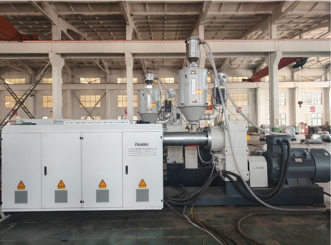 シメンス メイン電気と水冷却方法によるダブルウォール波紋パイプエクストルーゼーションライン