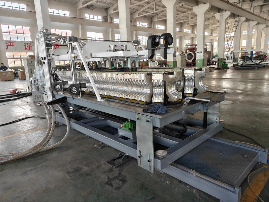 38CrMoAlAバレル材質と完全インターメッシュエンゲージメントシステムを備えた自動単層波形管押出ライン
