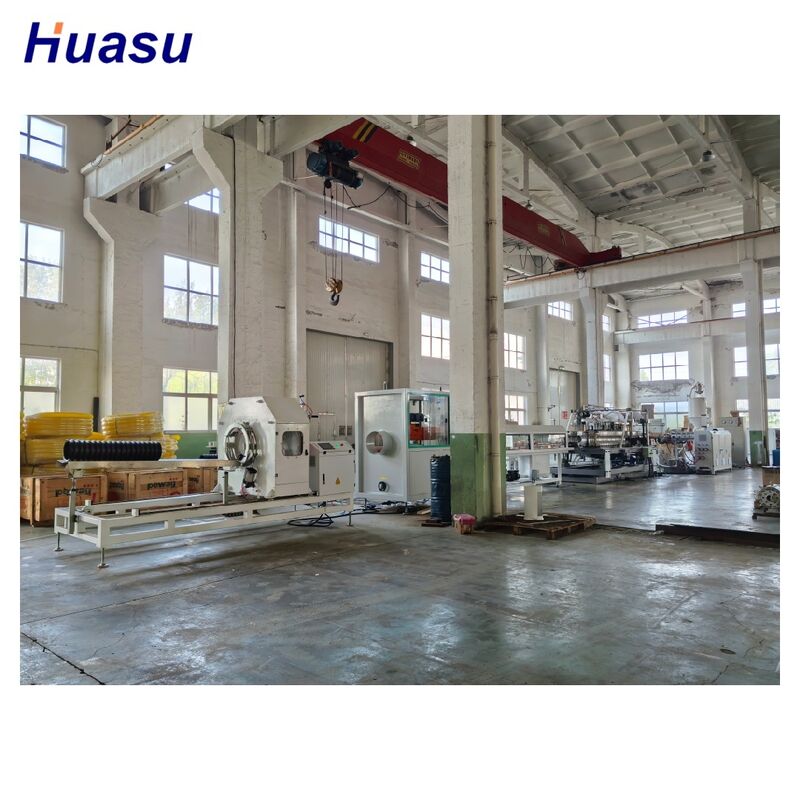 シメンス PLC制御HDPEパイプエクストルーションライン 32mm - 1600mmパイプ直径範囲と100-2000kg/h出力