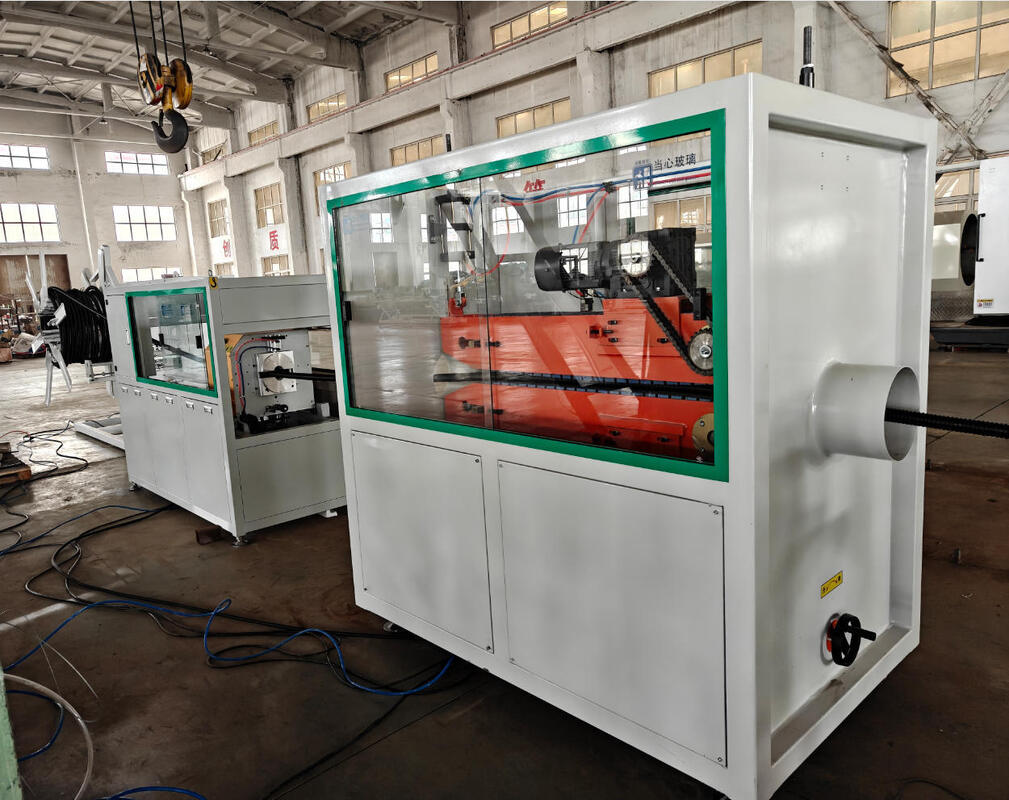 シュナイダーシーメンス電気部品を備えた鋼製単層波形管押出ライン、1年間の保証、バレル窒化深さ0.4～0.7mm