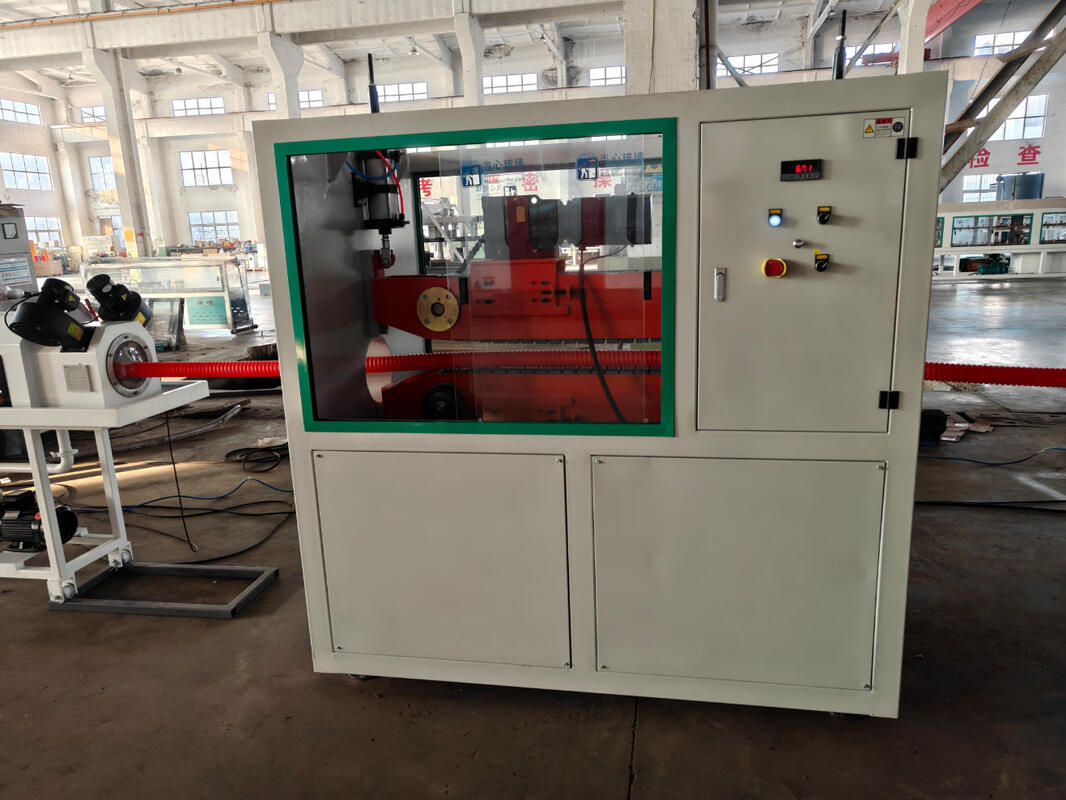 シーメンス電気と100kg/h～2000kg/hの生産能力を備えた一体型押出機二重壁コルゲートパイプ押出ライン