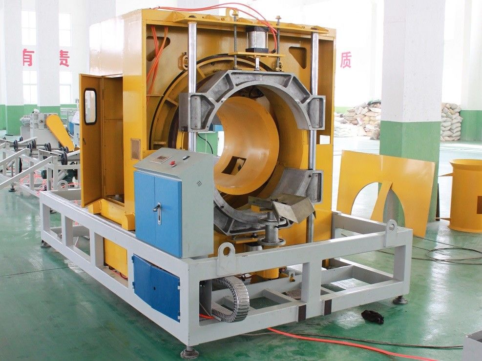 二重繊維のプラスチック管の放出ライン/高出力ポリ塩化ビニールの管の生産ライン