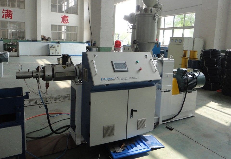 フル オートマチックの単一の壁の波形の管の生産ライン セリウムISO9001