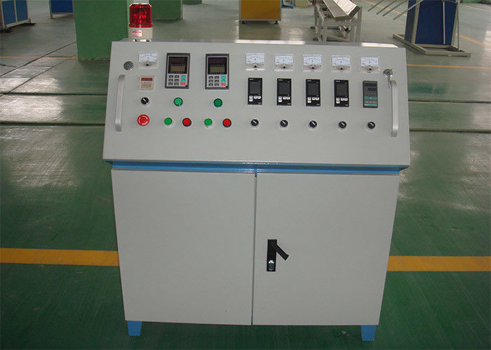 PVC/PEの倍の壁の波形の管の放出ライン プラスチック管機械