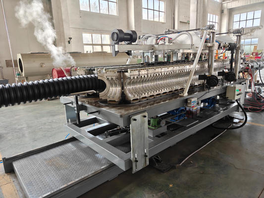 Double Wall Corrugated Pipe Extrusion Line with 1 Set Water Cooling Tank 32mm-200mm Screw Diameter and HV>740 Barrel Screw