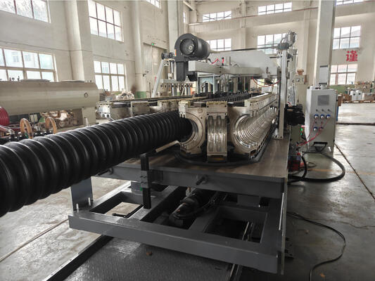 ISO and CE Certified Double Wall Corrugated Pipe Extrusion Line with Water Cooling System and 20CrMnTi Gear Material
